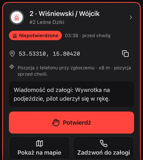 TRAXY Med: karta zgłoszenia SOS z załogą, pozycją, wiadomością od załogi i przyciskami Potwierdź, Pokaż na mapie, Zadzwoń do załogi